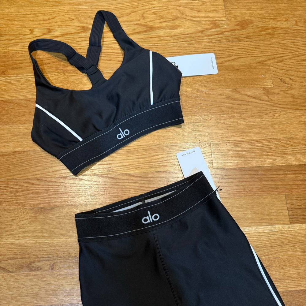 ALO Yoga black airlift set